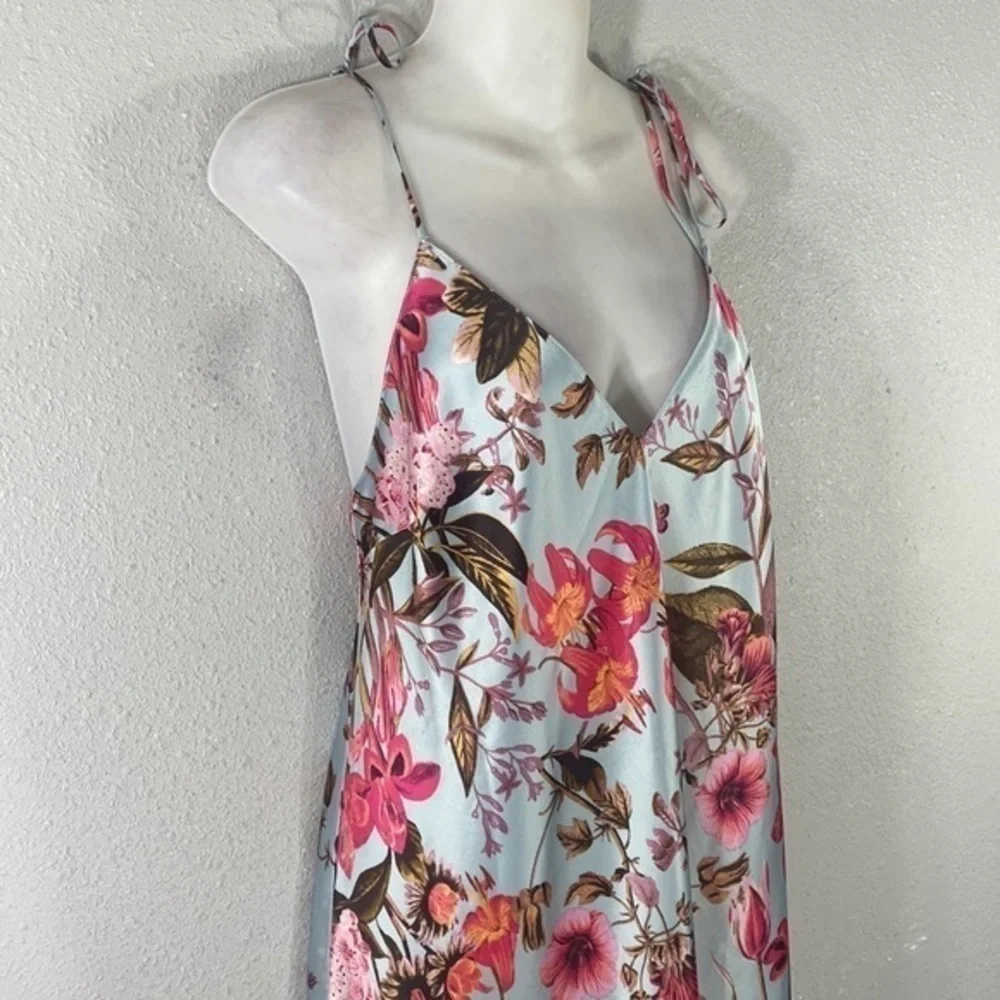 Victoria’s Secret Blue Tropical Floral Tie Shoulder Strap Satin Midi Dress XL - Picture 4 of 12